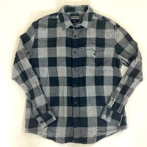 Aeropostale Softspun Flannel Shirt Men’s L Black Gray Buffalo Plaid Long Sleeve